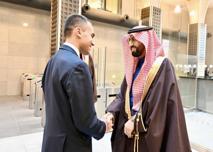 رئيس "الغذاء والدواء" يلتقي المبعوث الخاص للاتحاد الأوروبي لمنطقة الخليج والمدير العام للمديرية العامة للتجارة في المفوضية الأوروبية