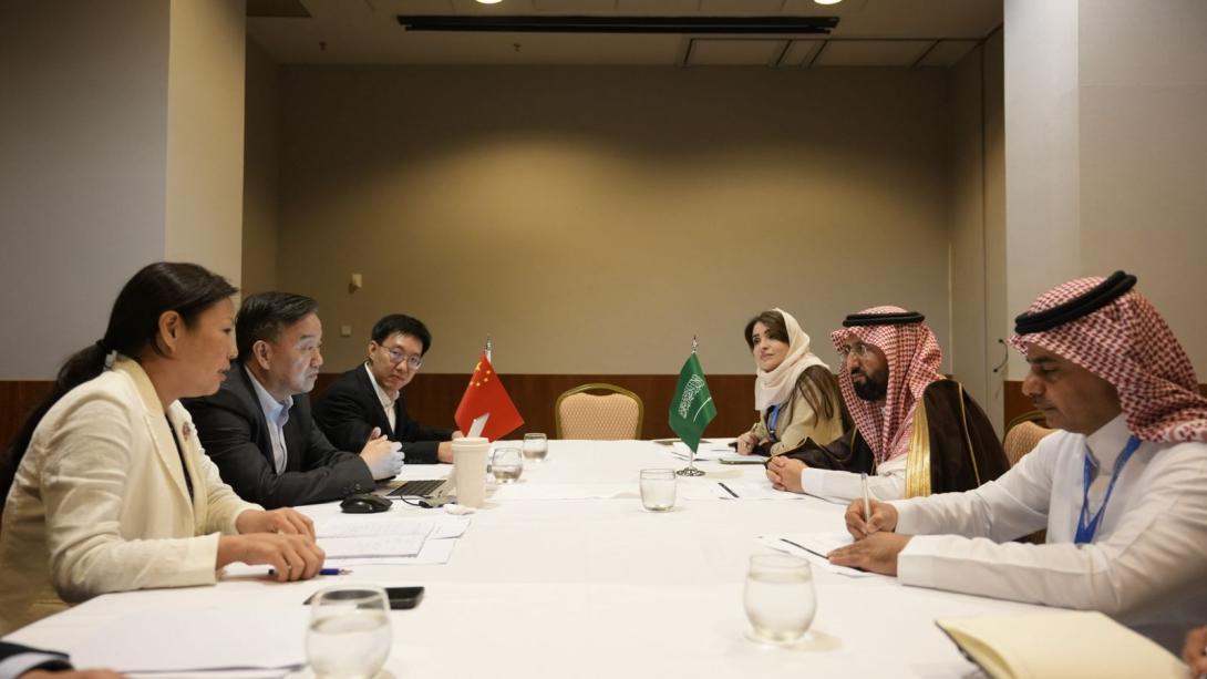 رئيس الغذاء والدواء يعقد عددًا من اللقاءات مع الجهات النظيرة خلال زيارته البرازيل