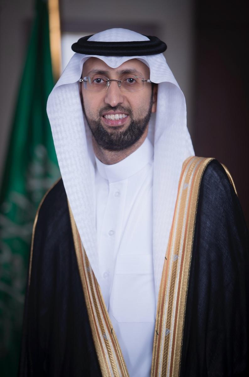 رئيس "الغذاء والدواء" يهنئ القيادة الرشيدة بمناسبة نجاح موسم الحج